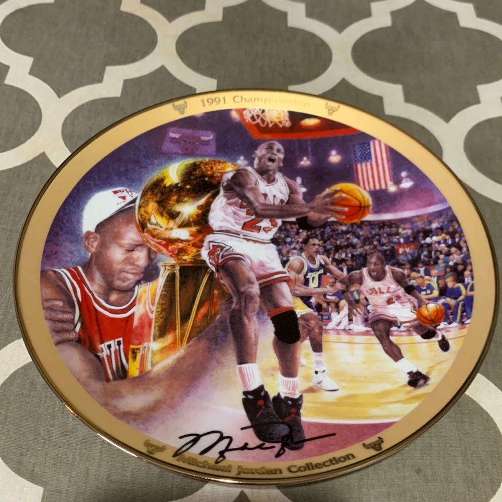VTG Michael Jordan Chicago Bulls 1991 Championship First Issue Collectors Plate